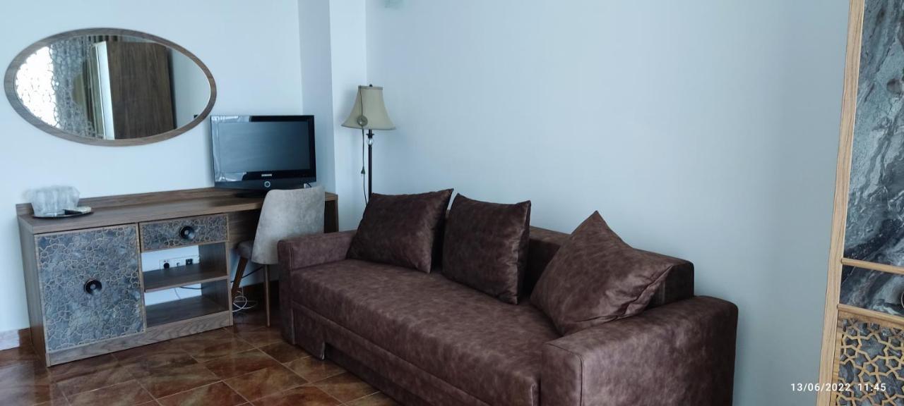 Hotel Florida Mamaia Ngoại thất bức ảnh
