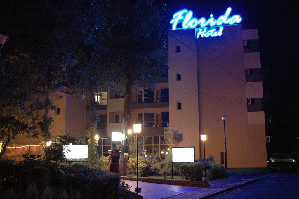Hotel Florida Mamaia Ngoại thất bức ảnh