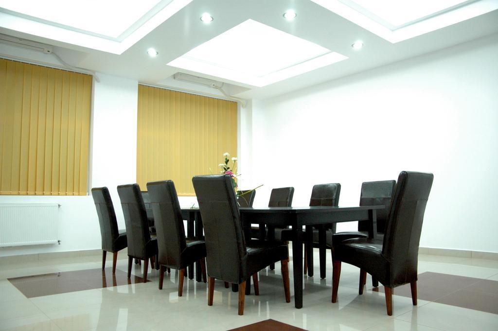 Hotel Florida Mamaia Ngoại thất bức ảnh