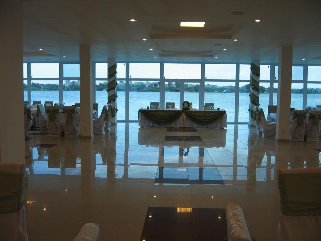 Hotel Florida Mamaia Ngoại thất bức ảnh